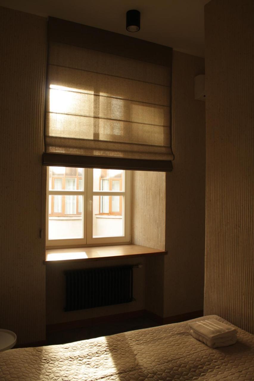 Lviv Wall Street Apt Экстерьер фото